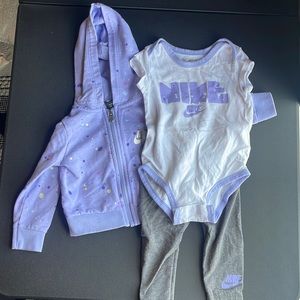 Girls Nike Outfit Set Size 12 months